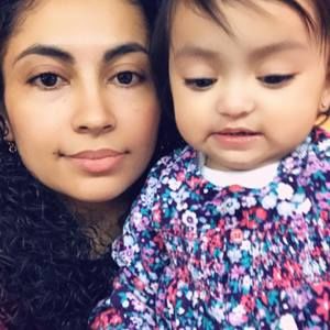 Meet your Posher, Alejandra